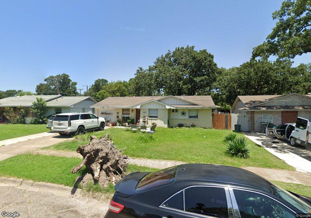 1511 Athens Dr, Mesquite, TX 75149 - photo 1