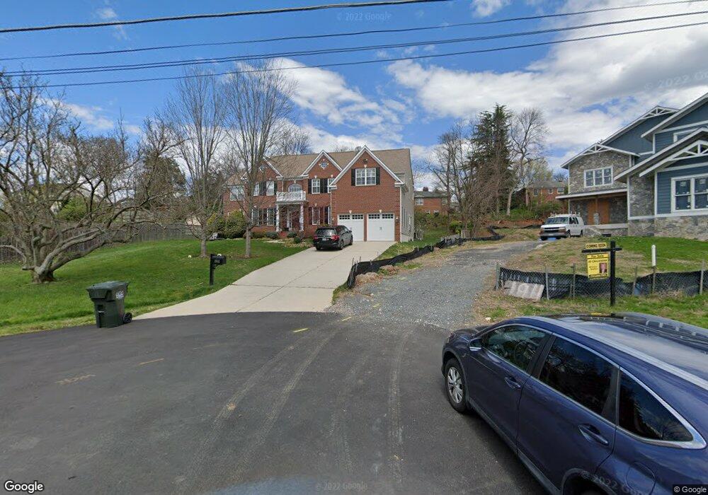 1910 Corliss Ct, McLean, VA 22101 - photo 1