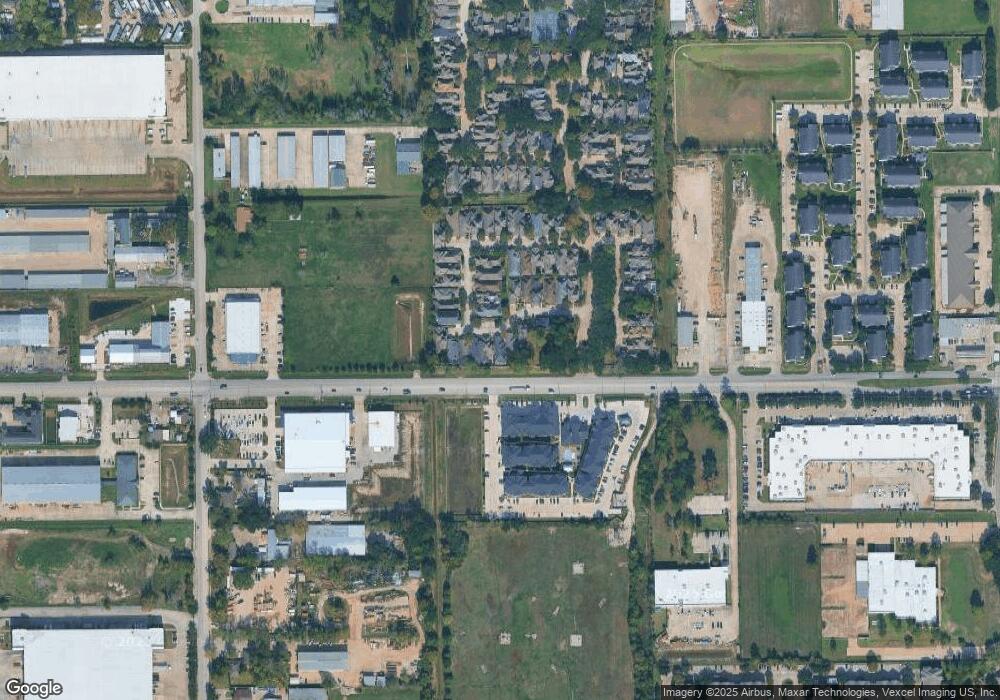 8027 Oakwood Garden St, Houston, TX 77040 - photo 1