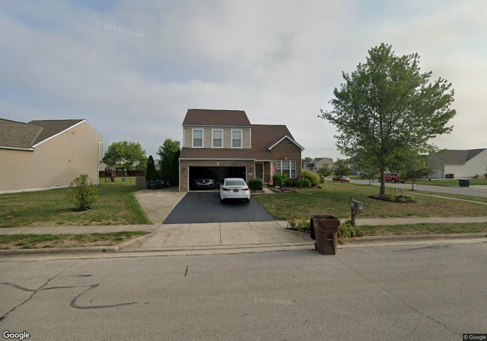 290 Sycamore Dr, Circleville, OH 43113 - photo 1