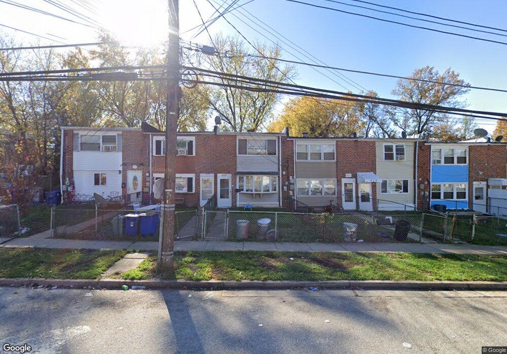 423 Bigley Ave, Halethorpe, MD 21227 - photo 1