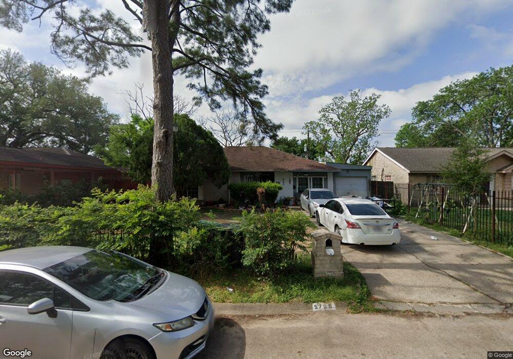 5709 Mackinaw St, Houston, TX 77053 - photo 1