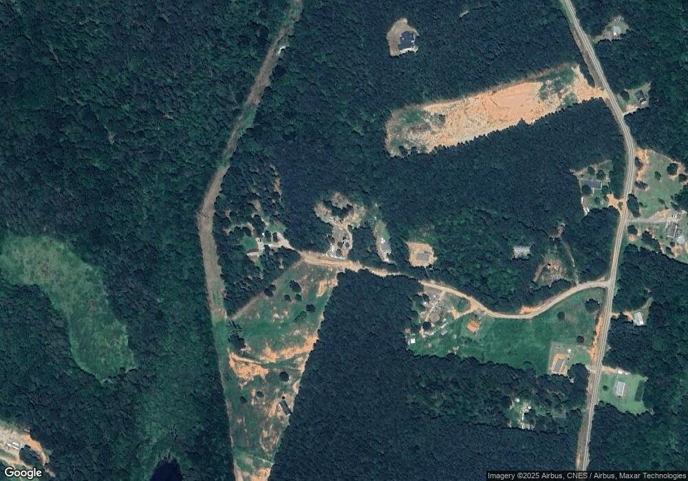 302 Celtic Dr, Eastanollee, GA 30538 - photo 1