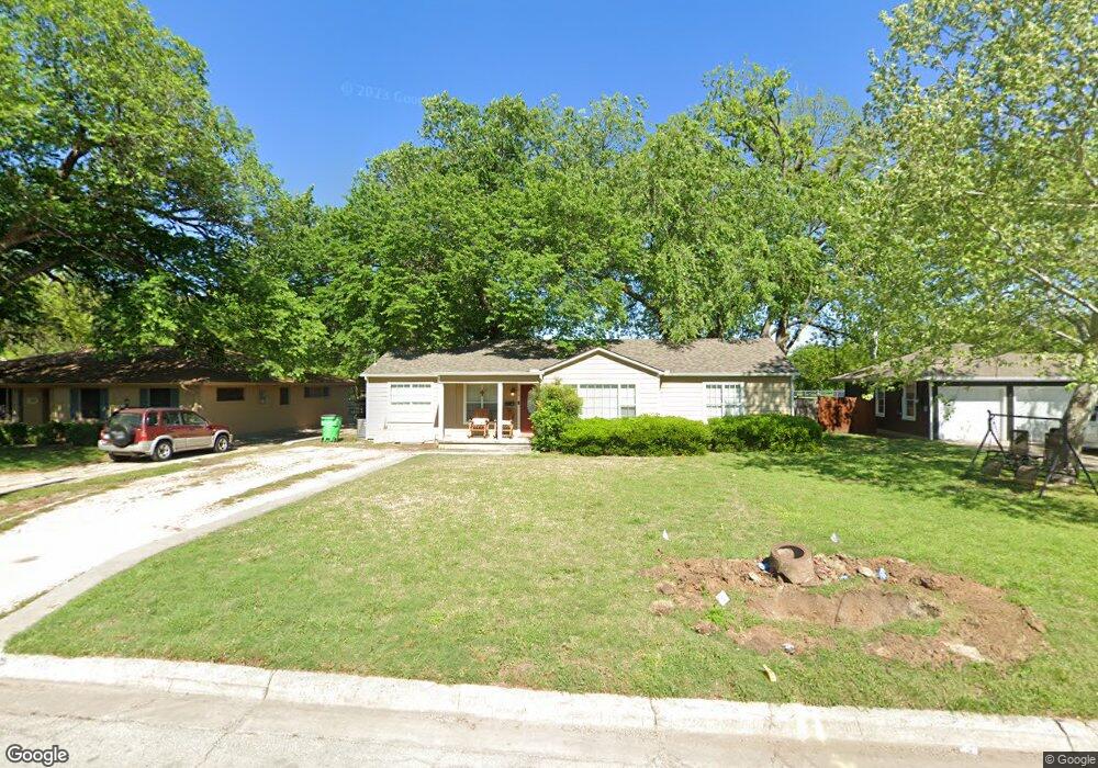 110 Line Dr, Gainesville, TX 76240 - photo 1