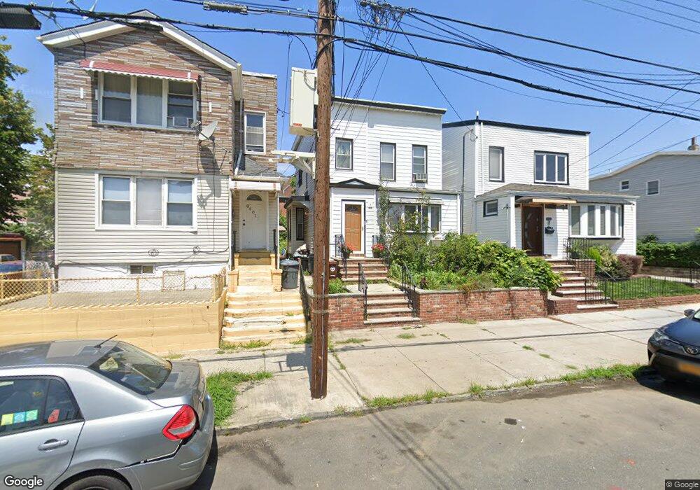 8403 95th Ave, Ozone Park, NY 11416 - photo 1