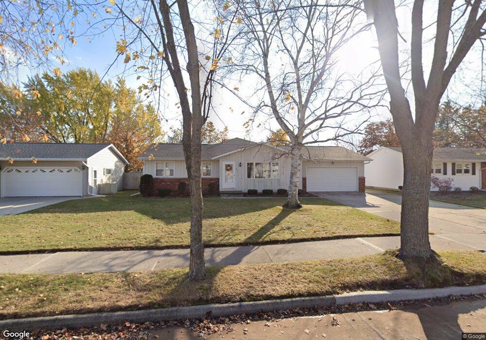 2815 43rd St, Two Rivers, WI 54241 - photo 1