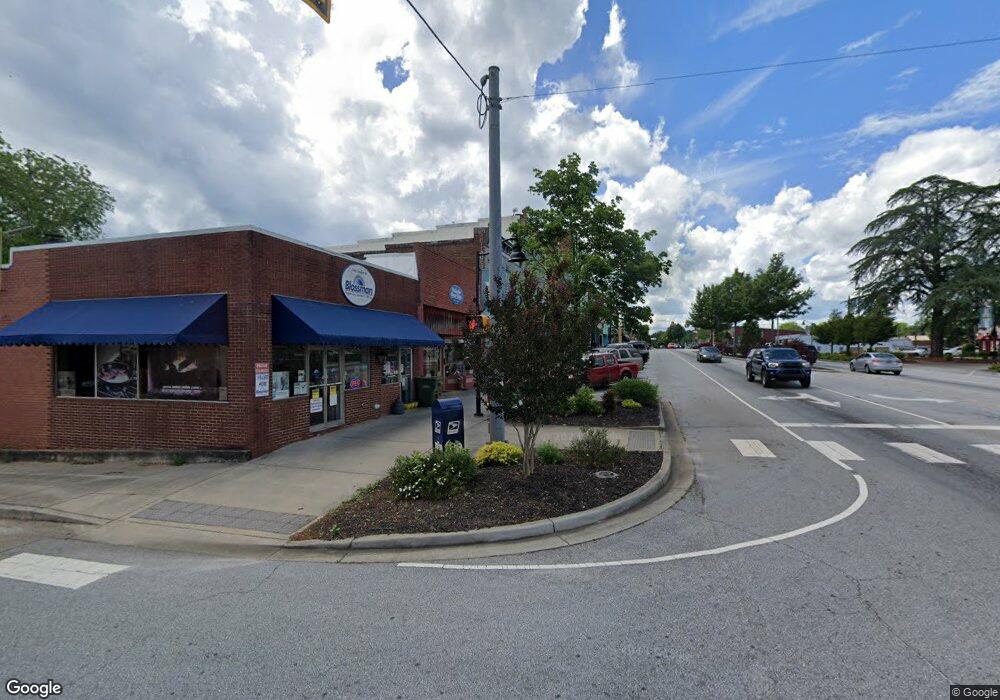 102 S Spring St, Walhalla, SC 29691 - photo 1