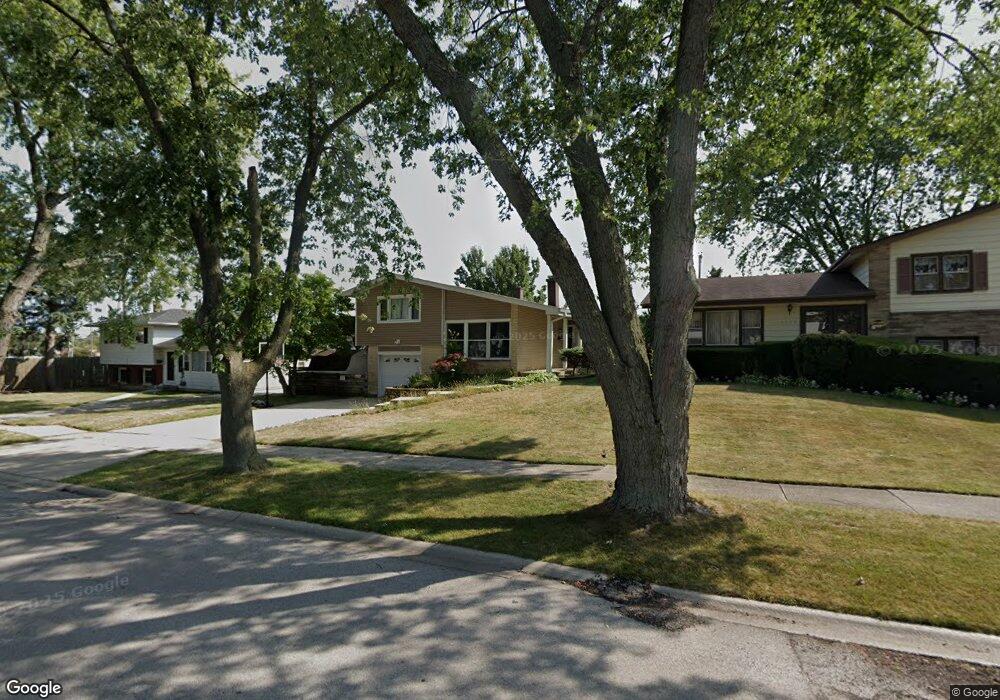 2005 Kingston Rd, Waukegan, IL 60087 - photo 1