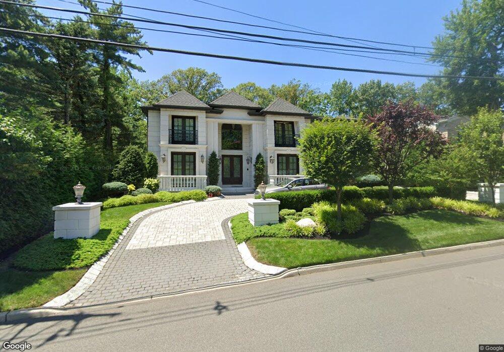 22 Roberts Rd, Englewood Cliffs, NJ 07632 - photo 1