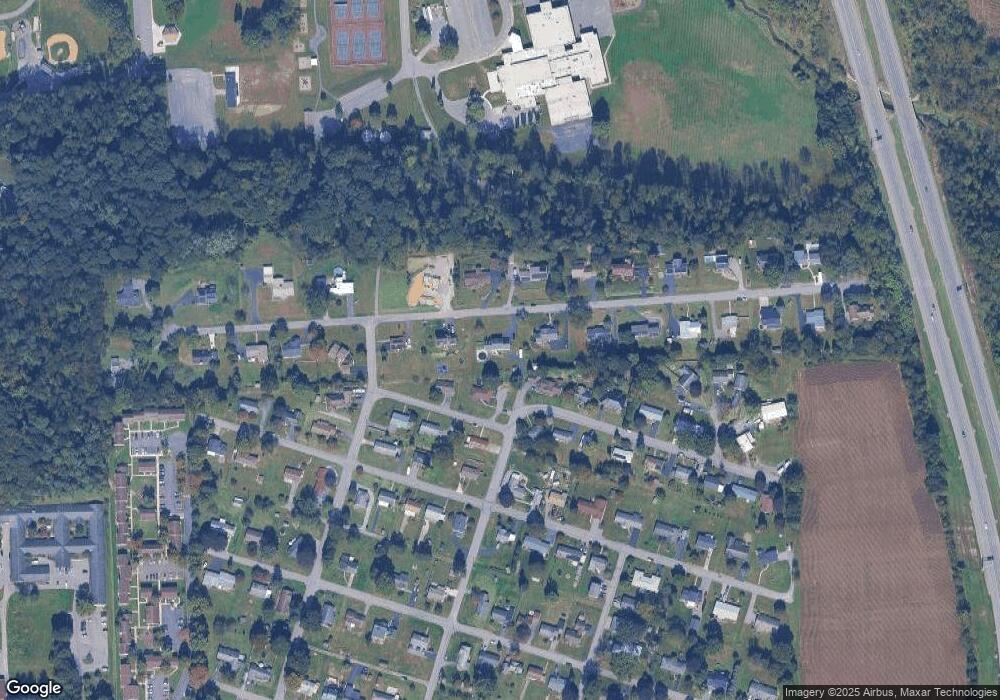 980 Skyview Dr, Milton, PA 17847 - photo 1