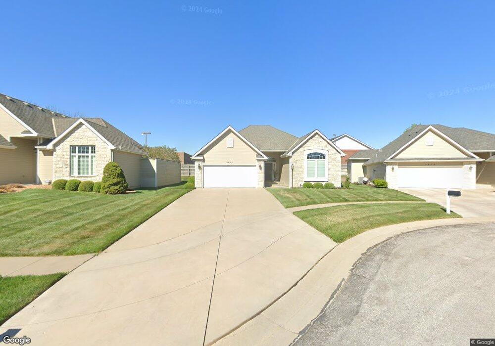 3623 SW Springcreek Ct, Topeka, KS 66614 - photo 1