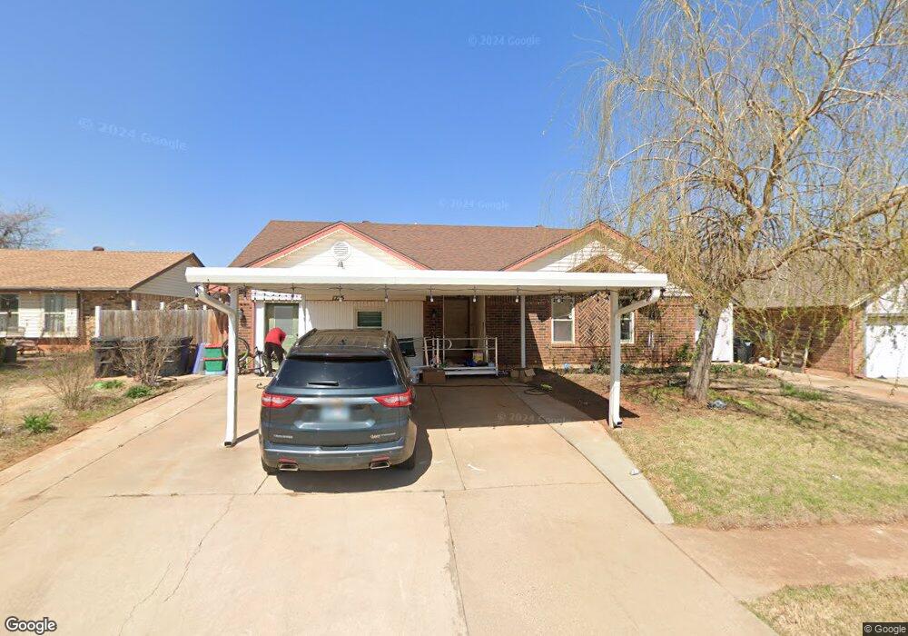 1225 Northridge Rd, Moore, OK 73160 - photo 1