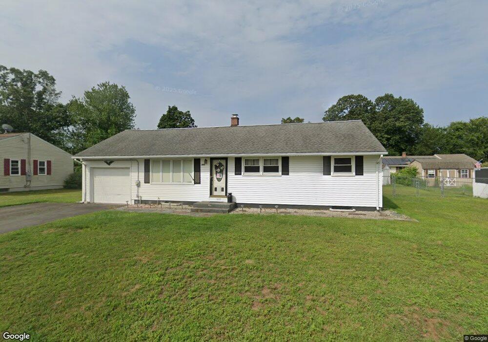 117 W Akard St, Ludlow, MA 01056 - photo 1