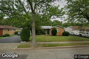 233 Rosewood Ln, Port Reading, NJ 07064