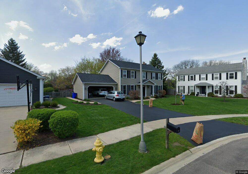 1604 Longfellow Ct, Wheaton, IL 60189 - photo 1