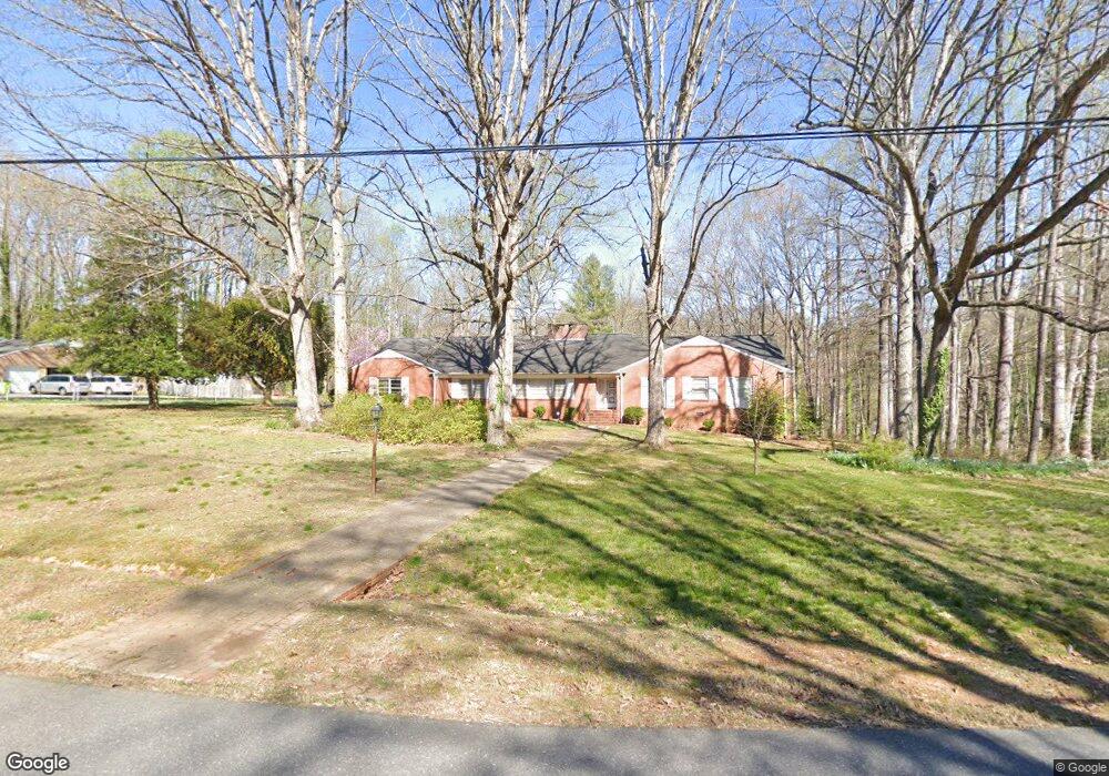 806 Woodland Dr, Siler City, NC 27344 - photo 1