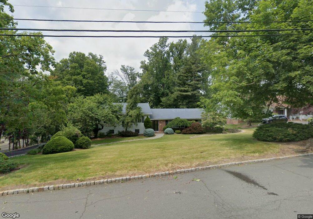 15 Winthrop Rd, Short Hills, NJ 07078 - photo 1