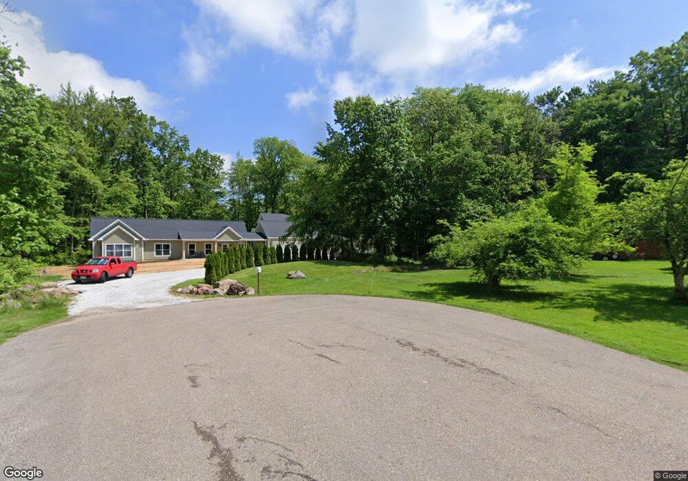 5495 Homecrest Dr, New Franklin, OH 44319 - photo 1