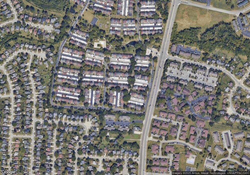 648 Dlyn St unit 3, Columbus, OH 43228 - photo 1