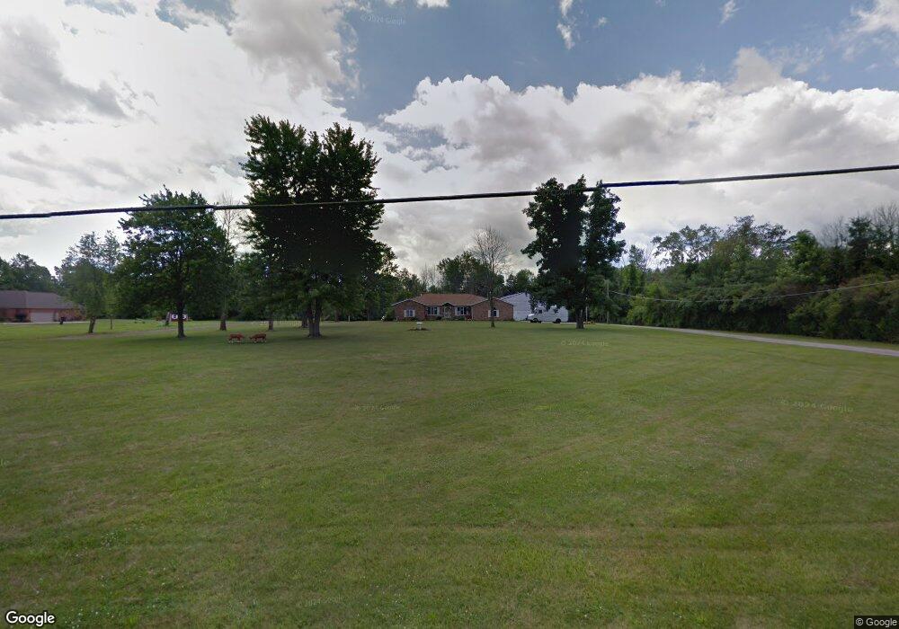 3243 Spring View Dr, Lima, OH 45805 - photo 1