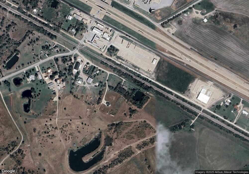 120 Interurban Rd, Ennis, TX 75119 - photo 1