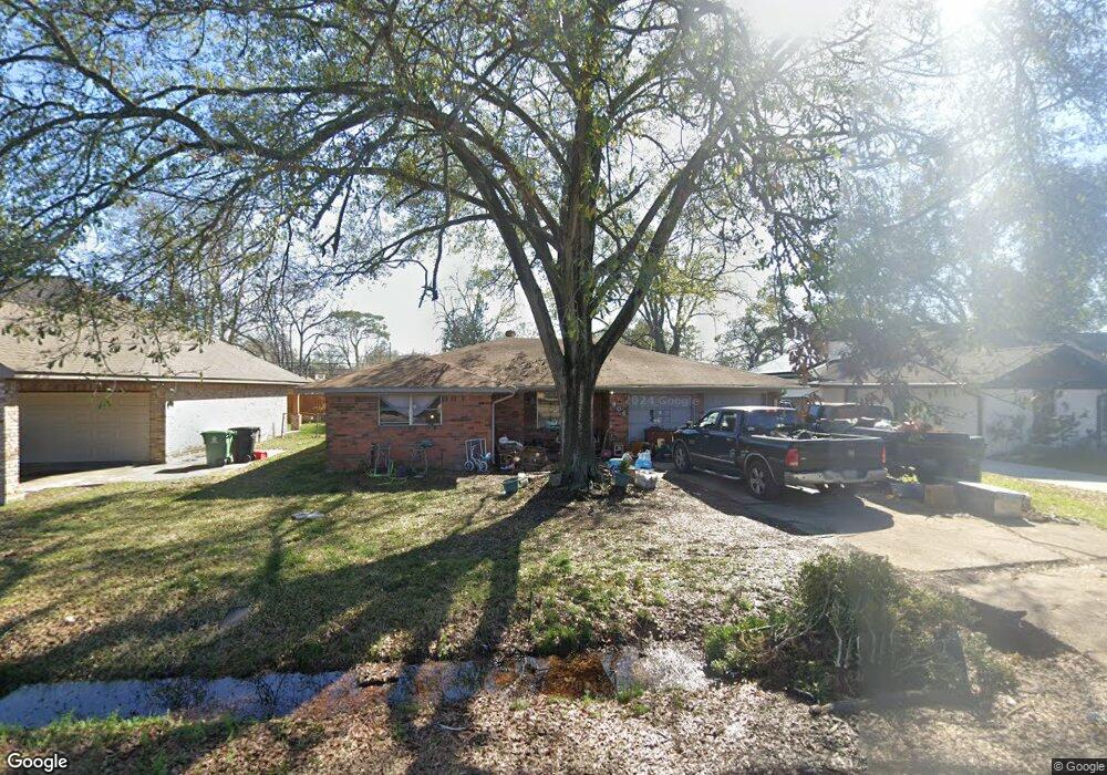 806 Hohl St, Houston, TX 77022 - photo 1