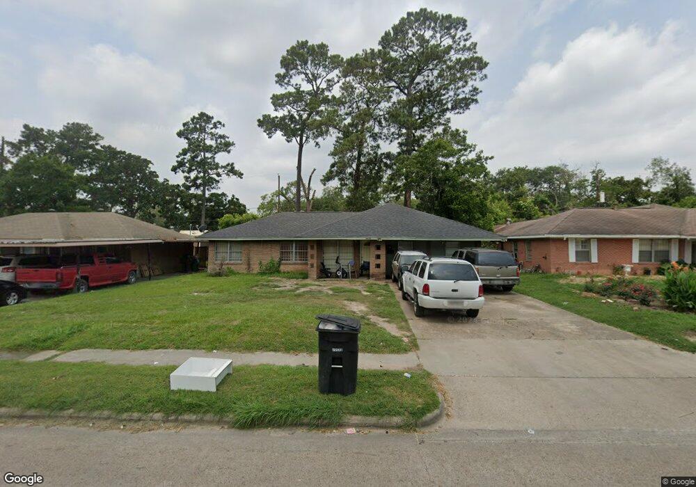 10327 Homestead Rd, Houston, TX 77016 - photo 1