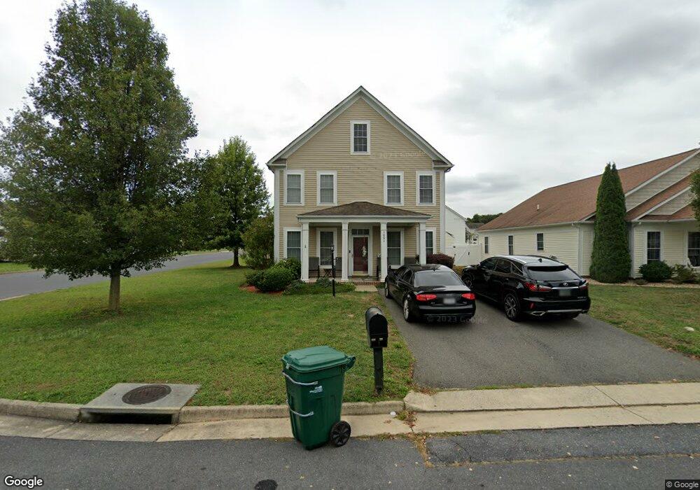 1001 Pendleton Dr, Waynesboro, VA 22980 - photo 1