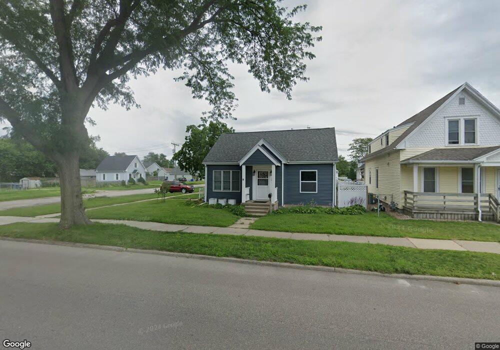 201 16th Ave SW, Cedar Rapids, IA 52404 - photo 1
