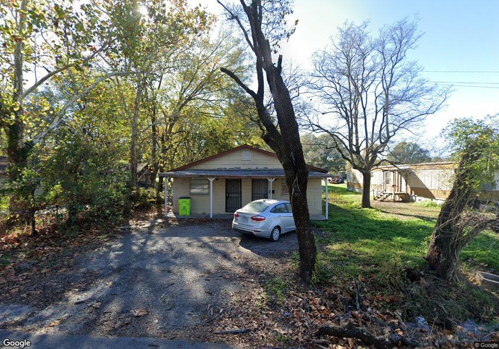 1214 E Harrison St, Stuttgart, AR 72160 - photo 1