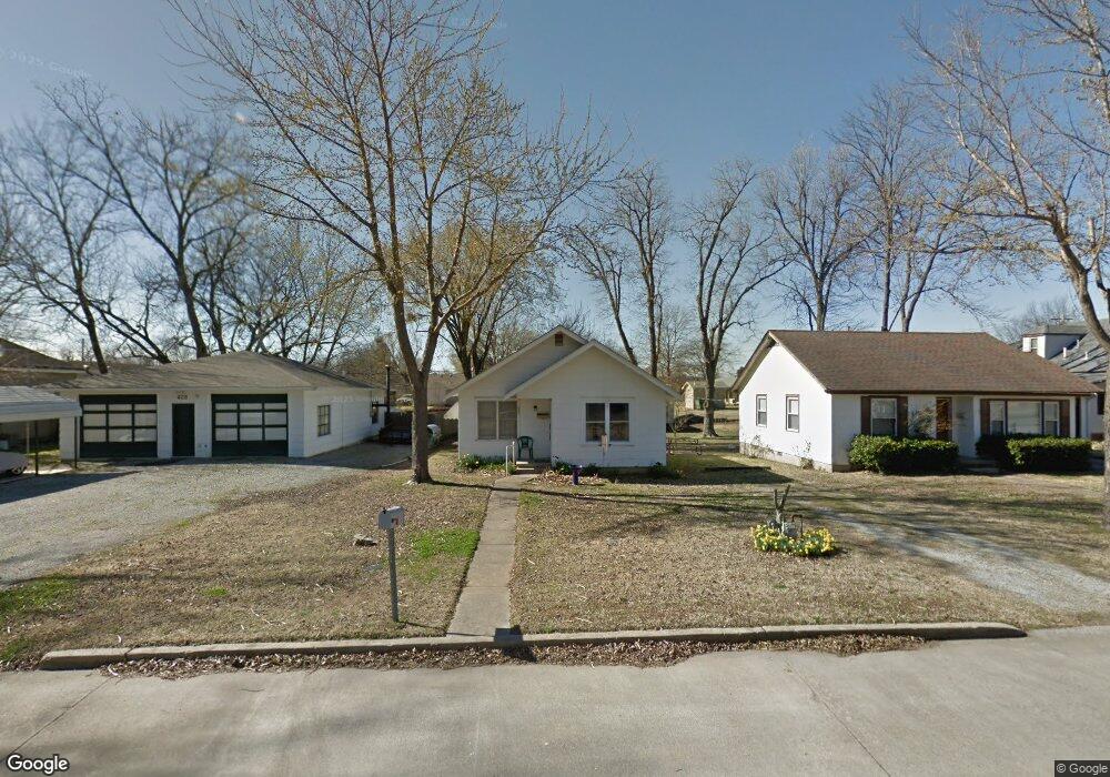 607 N Muskogee Ave, Claremore, OK 74017 - photo 1