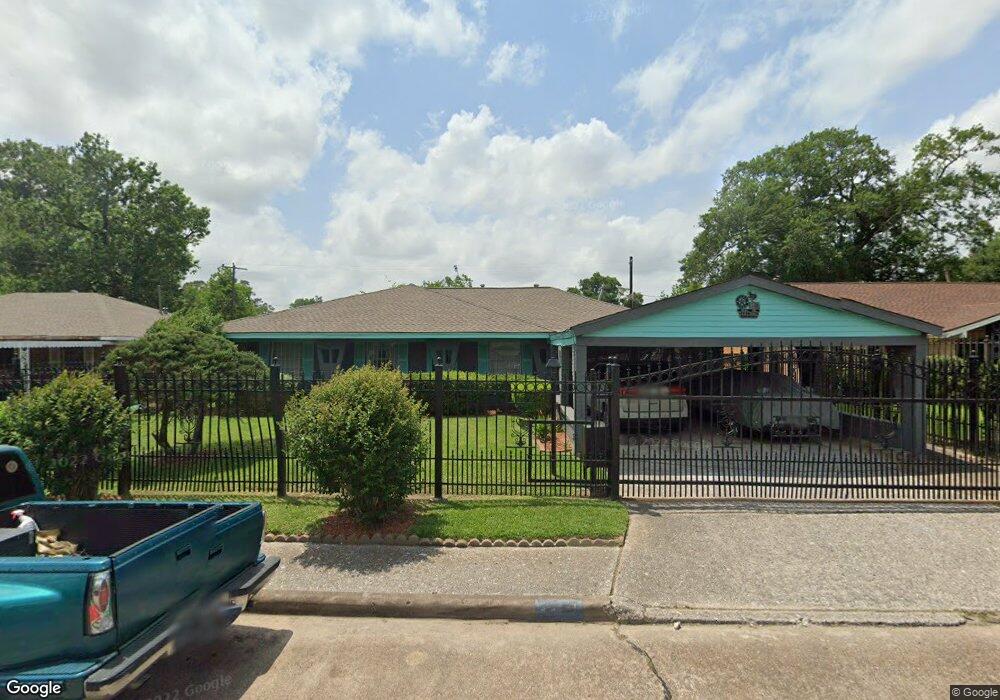 9917 Rebel Rd, Houston, TX 77016 - photo 1