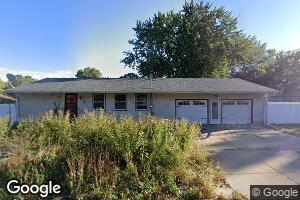 380 16th St, Newport, MN 55055