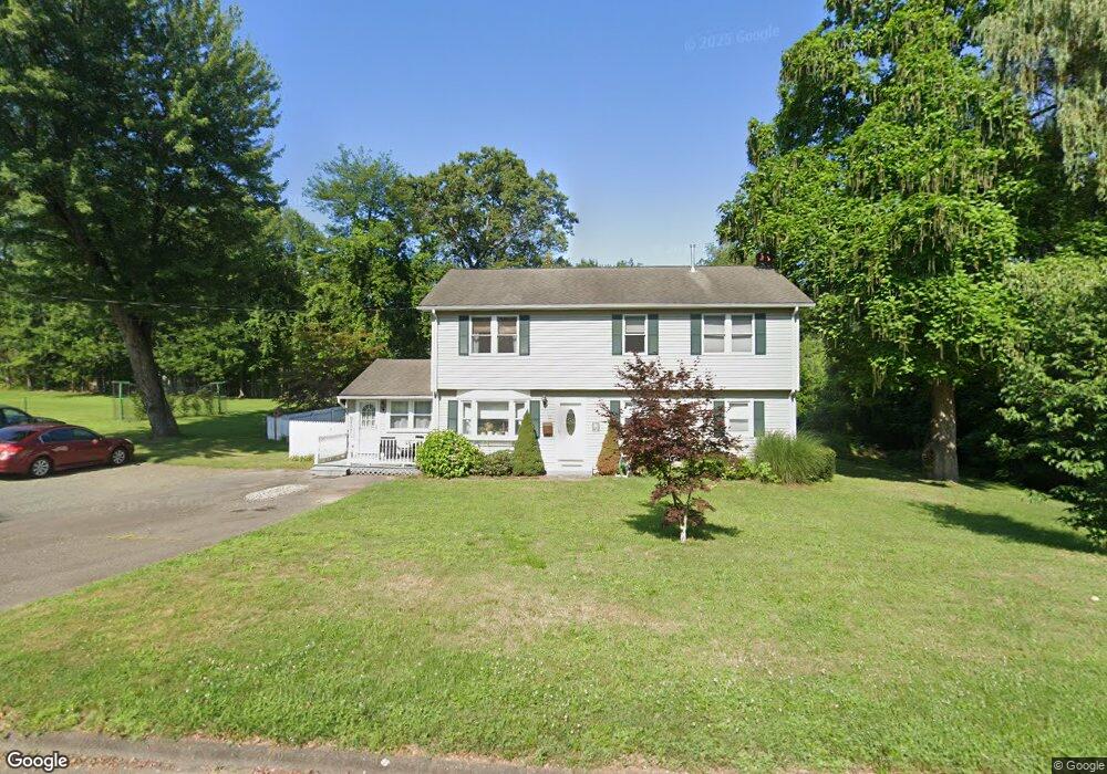 11 Tracy Cir, Windsor Locks, CT 06096 - photo 1