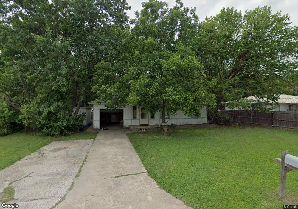 909 F St SW, Ardmore, OK 73401 - photo 1