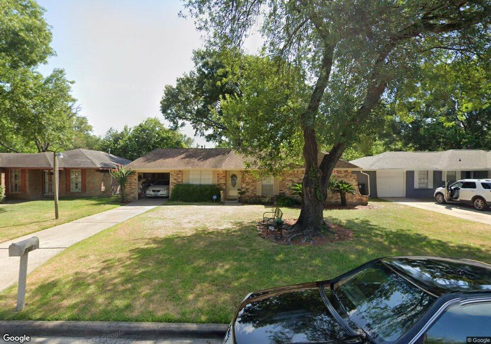 8614 Whitecastle Ln, Houston, TX 77088 - photo 1