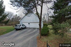 6 Circle Dr, Algonquin, IL 60102
