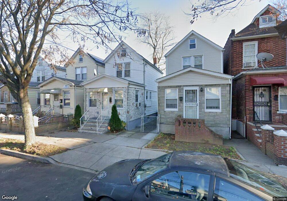 15038 116th Rd, Jamaica, NY 11434 - photo 1