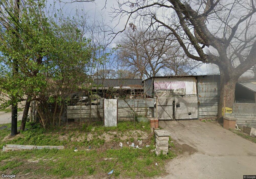 2703 Creston Dr, Houston, TX 77026 - photo 1