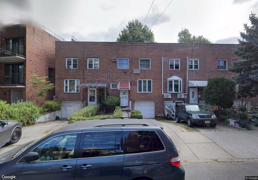 7157 162nd St, Fresh Meadows, NY 11365 - photo 1