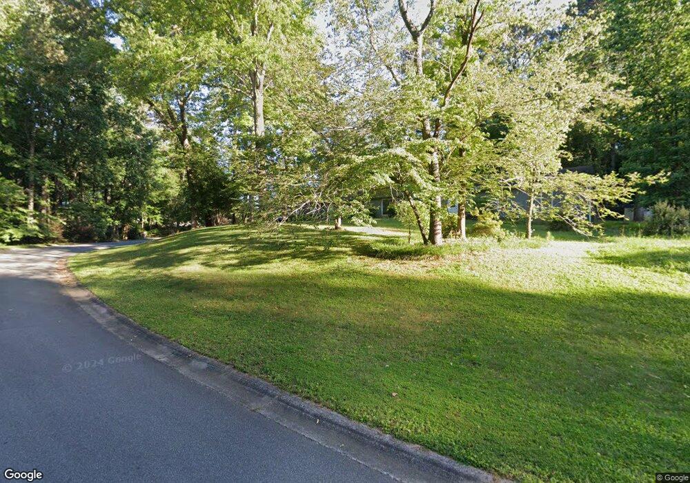 4616 Glenforest Dr NE, Roswell, GA 30075 - photo 1