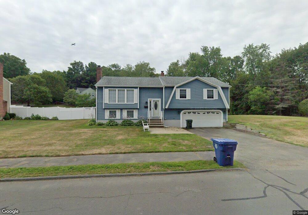 13 Seneca Dr, Danvers, MA 01923 - photo 1