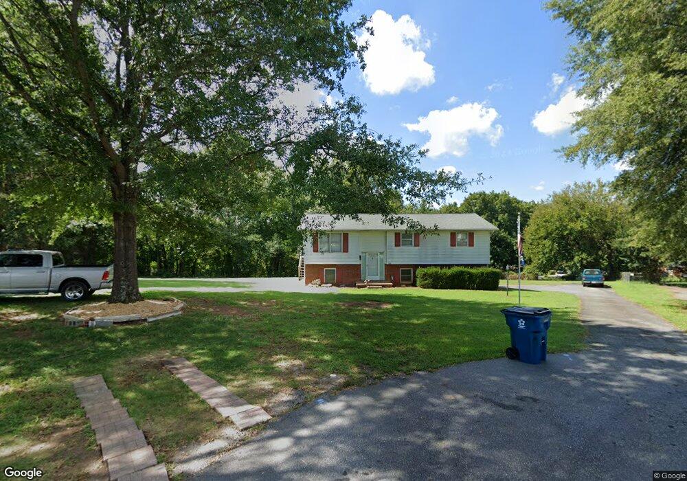 5103 Clearview Ct, Conover, NC 28613 - photo 1