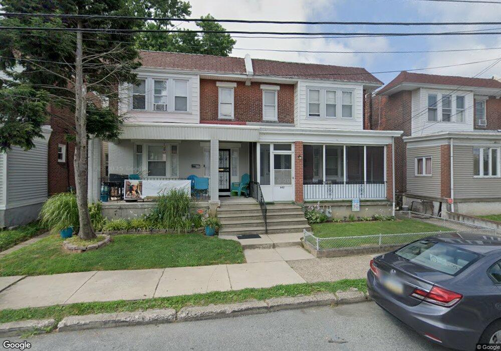 642 Greenway Ave, Darby, PA 19023 - photo 1