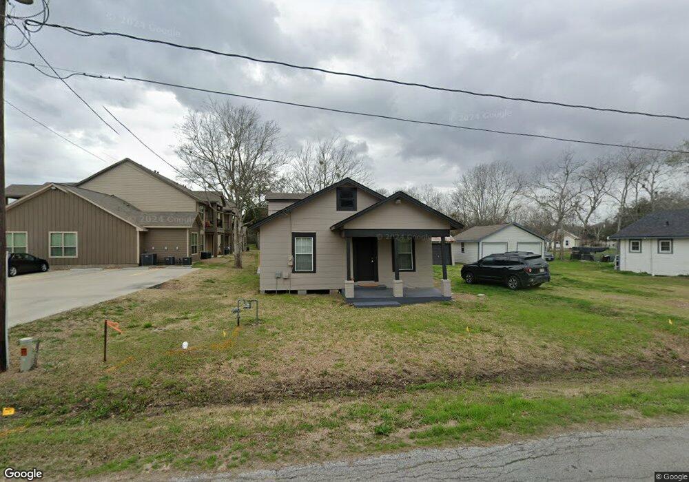 8810 Charity St, Needville, TX 77461 - photo 1