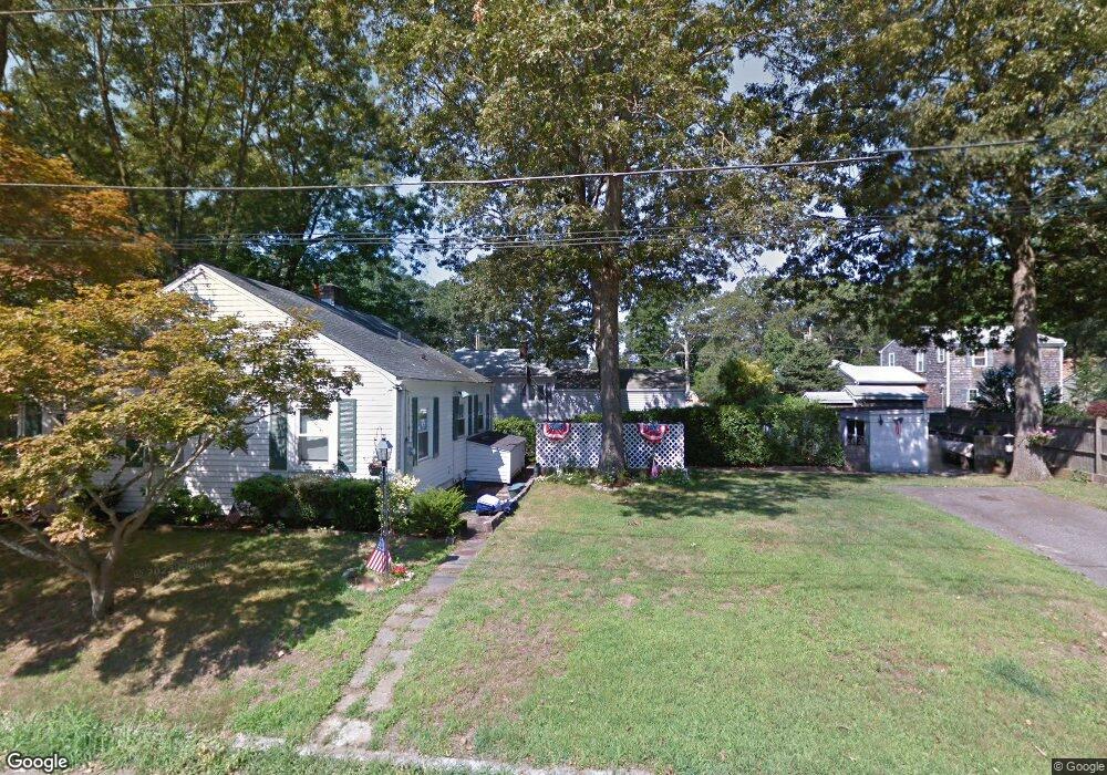 131 Anson Dr, Riverside, RI 02915 - photo 1