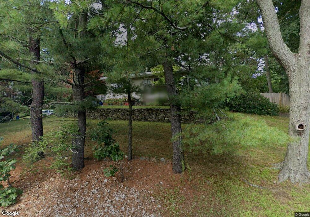 14 Robinson Rd, Lexington, MA 02420 - photo 1