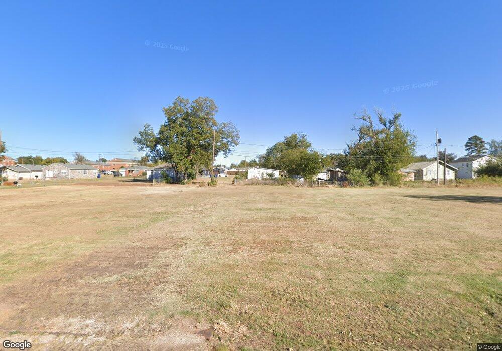 2223 N Dorothy Ave, Shawnee, OK 74804 - photo 1