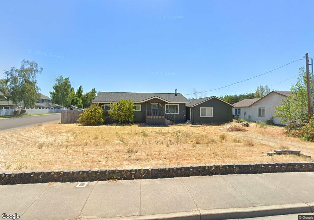 1273 N Modoc Ave, Medford, OR 97504 - photo 1