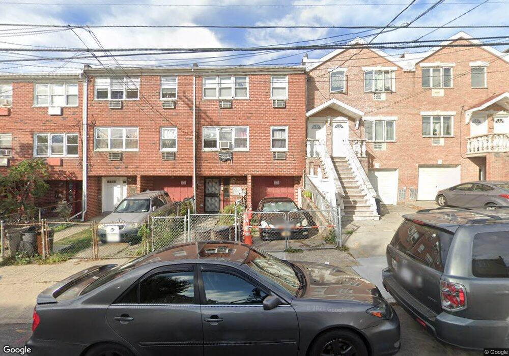 4582 161st St, Flushing, NY 11358 - photo 1